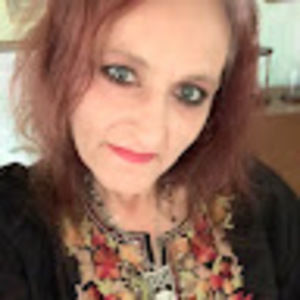 Meet your Posher, Tonya